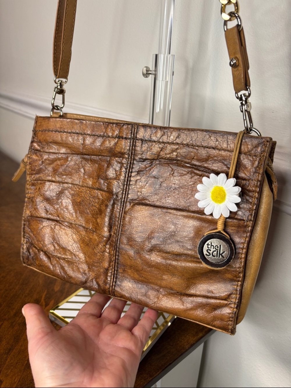 THE SAK distressed brown leather crossbody bag with daisy charm - Picture 4 of 15